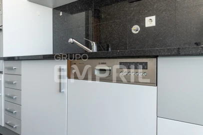 Apartamento T2 para Arrendamento em Ramalde