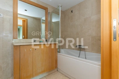 Apartamento T2 para Arrendamento em Ramalde