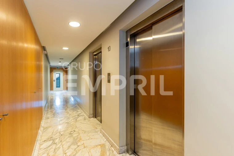 Apartamento T2 para Arrendamento em Ramalde Foto 6