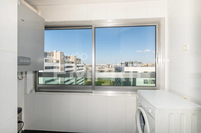 Apartamento T2 para Arrendamento em Ramalde Foto 20