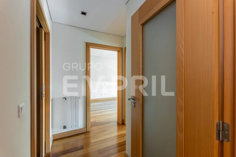 Apartamento T2 para Arrendamento em Ramalde Foto 22