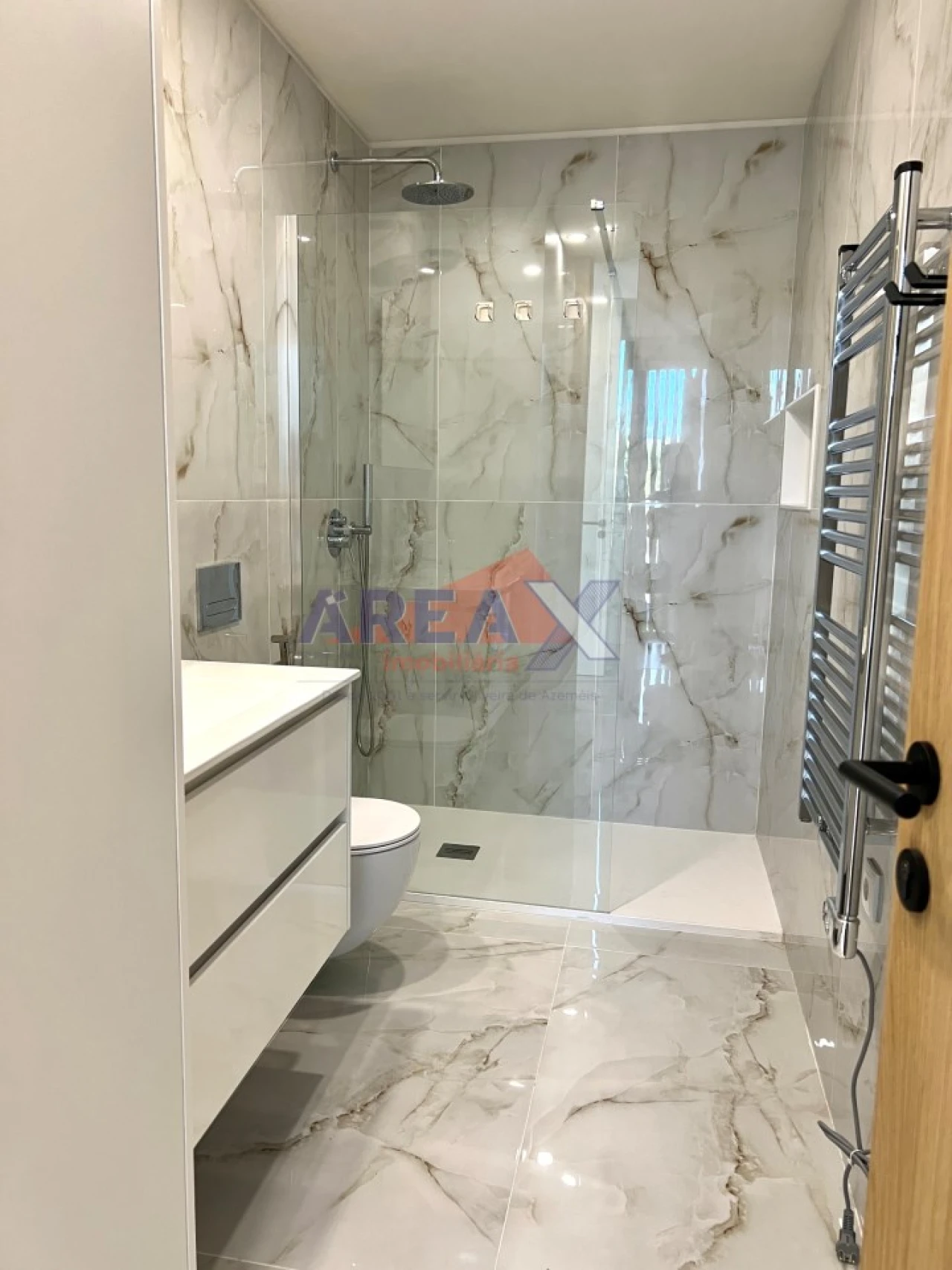 Apartamento T1 para Venda em São João da Madeira Foto 12