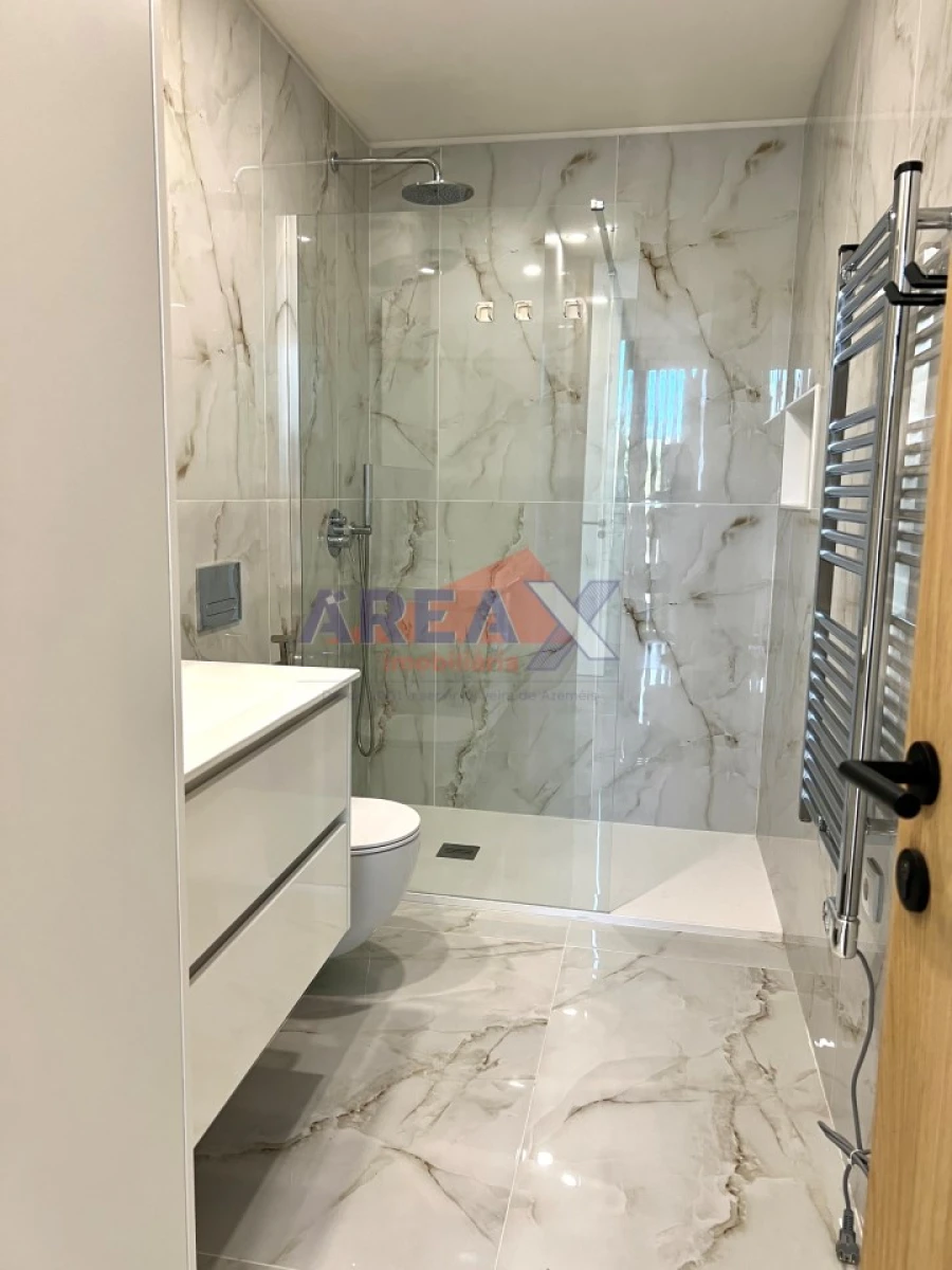 Apartamento T1 para Venda em São João da Madeira Foto 12