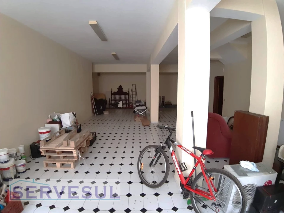 Loja para Venda em São Bartolomeu de Messines Foto 2