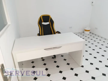 Loja para Venda em São Bartolomeu de Messines