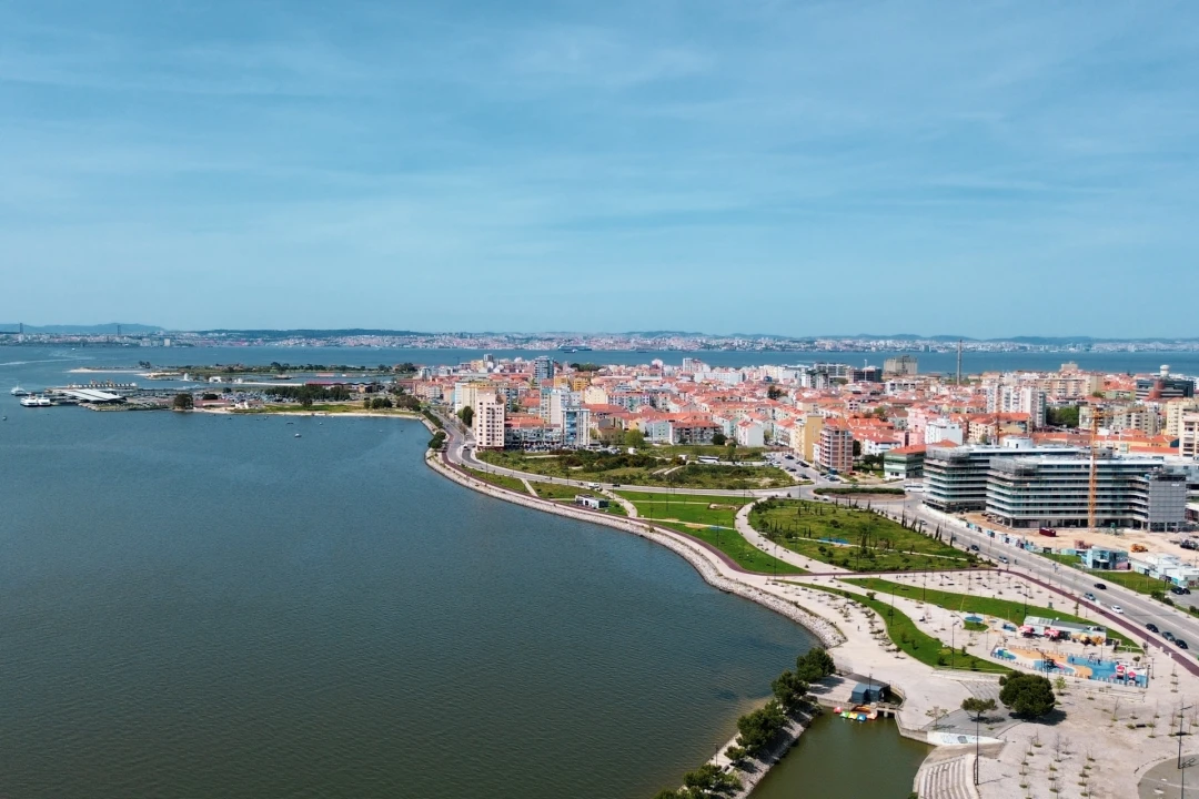 Loja para Venda em Alto do Seixalinho, Santo André e Verderena Foto 3