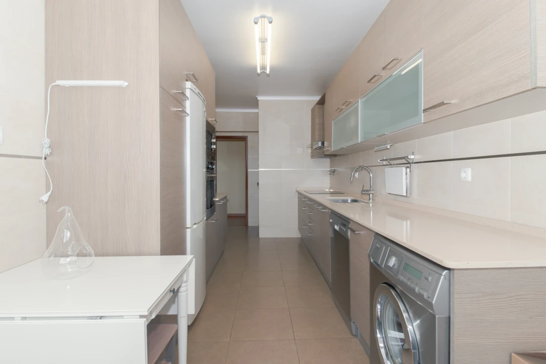 Apartamento T3 para Venda em Loures Foto 4