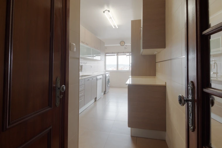 Apartamento T3 para Venda em Loures Foto 3