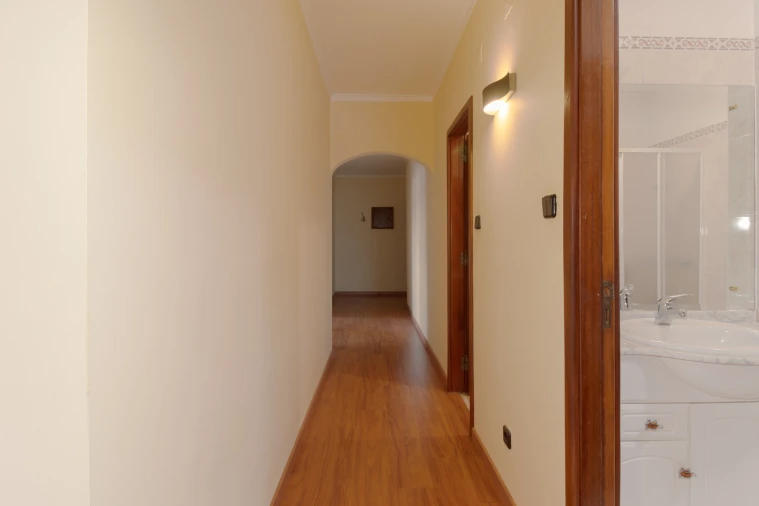 Apartamento T3 para Venda em Loures Foto 6