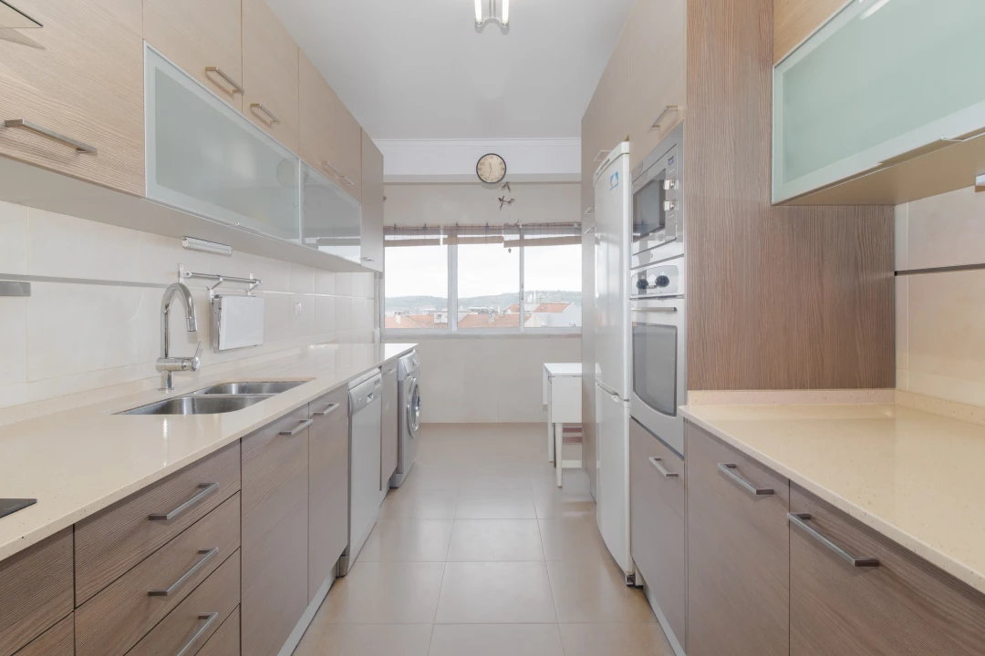 Apartamento T3 para Venda em Loures Foto 2