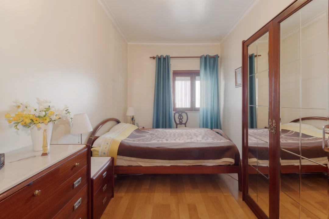 Apartamento T2 para Venda em Barreiro e Lavradio Foto 5