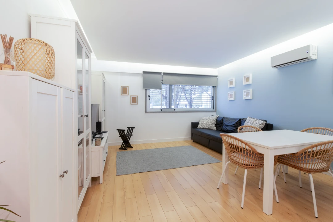 Apartamento T2 para Venda em Santo Antonio da Charneca Foto 1