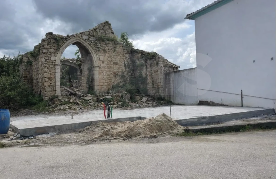 Moradia T2 para Venda em Evora de Alcobaça Foto 5