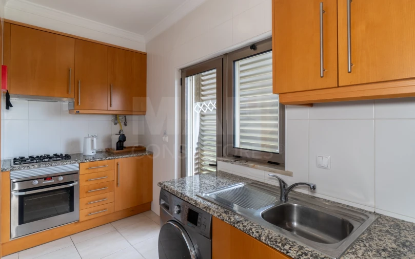 Apartamento T2 para Venda em Albufeira e Olhos de Água Foto 9