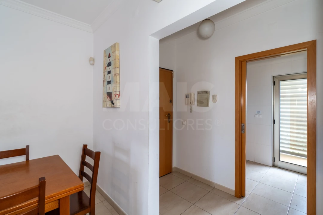 Apartamento T2 para Venda em Albufeira e Olhos de Água Foto 2