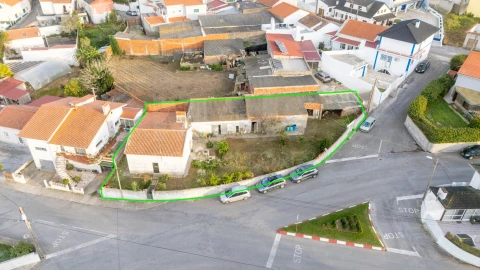 Moradia T3 para Venda em Serra D'El-Rei