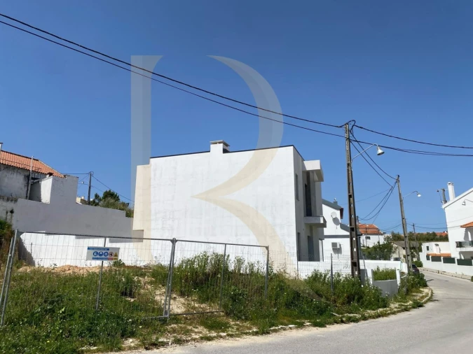 Moradia T4 para Venda em Charneca de Caparica e Sobreda Foto 30