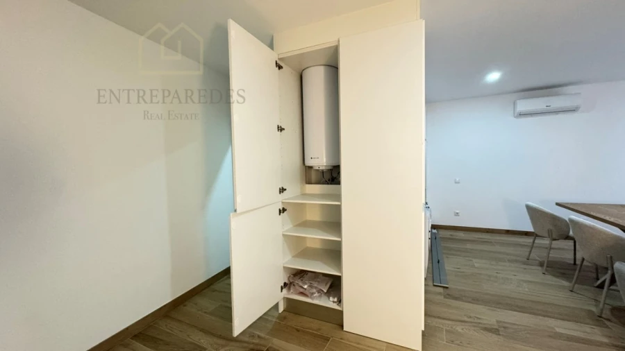Apartamento T2 para Venda em Cedofeita, Santo Ildefonso, Sé, Miragaia, São Nicolau e Vitória Foto 8