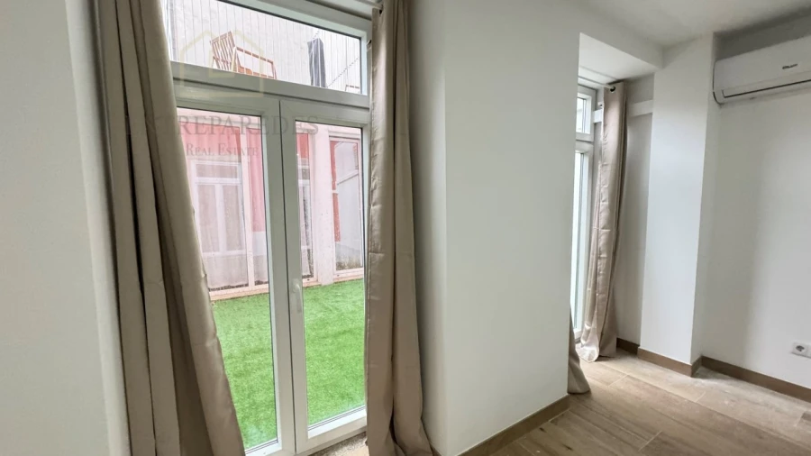 Apartamento T2 para Venda em Cedofeita, Santo Ildefonso, Sé, Miragaia, São Nicolau e Vitória Foto 22