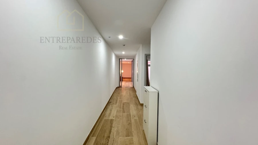 Apartamento T2 para Venda em Cedofeita, Santo Ildefonso, Sé, Miragaia, São Nicolau e Vitória Foto 26