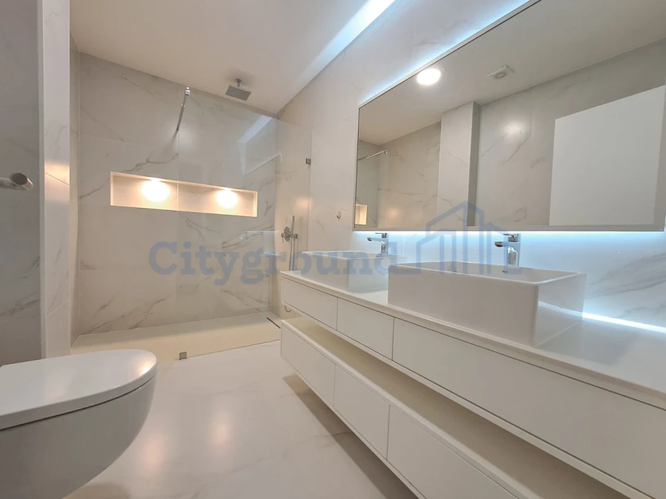 Moradia T4 para Venda em Atouguia da Baleia Foto 28