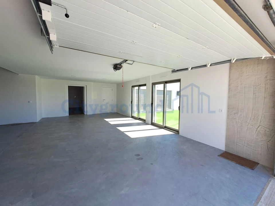 Moradia T4 para Venda em Atouguia da Baleia Foto 30