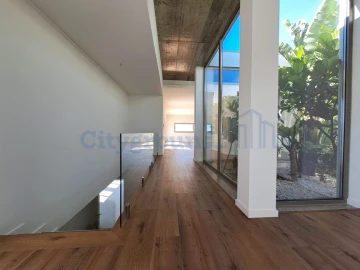 Moradia T4 para Venda em Atouguia da Baleia