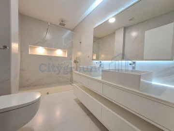 Moradia T4 para Venda em Atouguia da Baleia