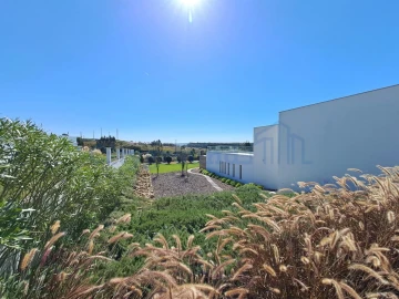 Moradia T4 para Venda em Atouguia da Baleia