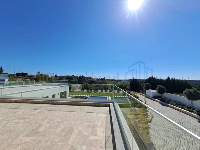 Moradia T4 para Venda em Atouguia da Baleia Foto 13