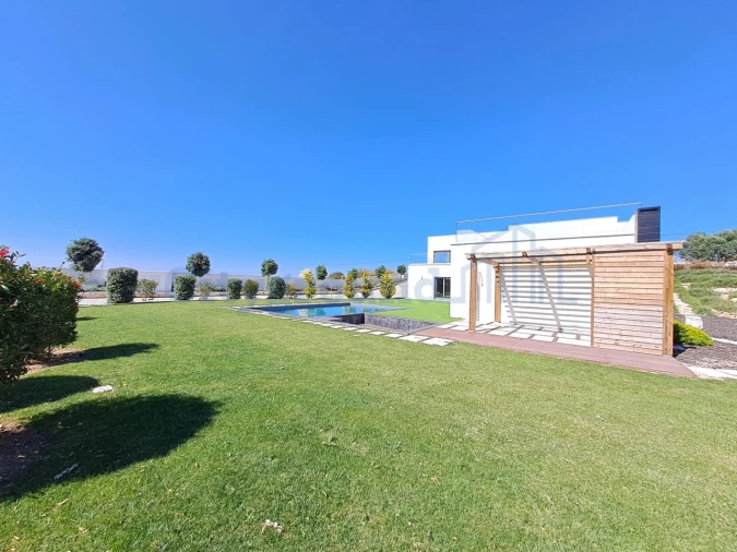 Moradia T4 para Venda em Atouguia da Baleia Foto 39