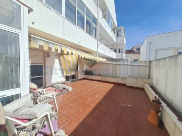 Apartamento T3 para Venda em Nossa Senhora do Pópulo, Coto e São Gregório