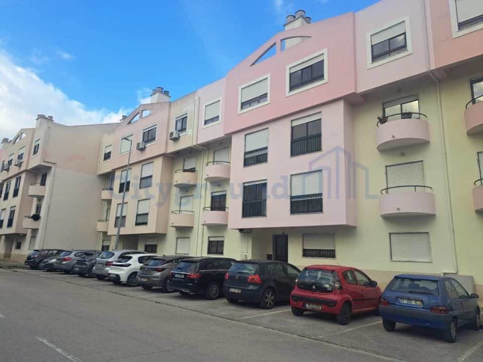 Apartamento T2 para Venda em Seixal, Arrentela e Aldeia de Paio Pires Foto 1