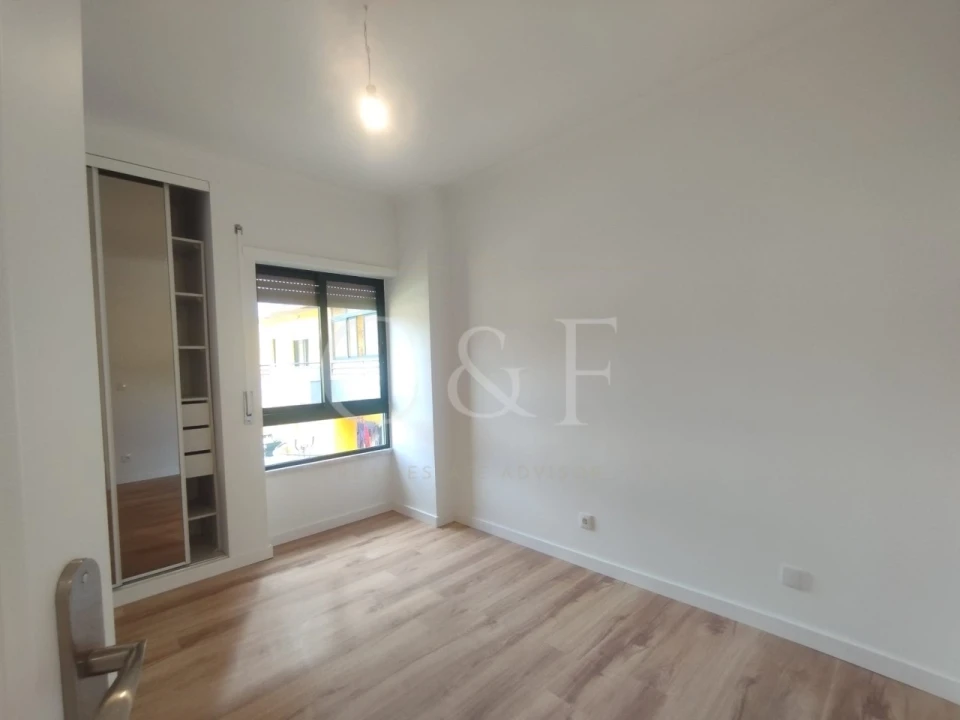 Apartamento T3 para Venda em Laranjeiro e Feijó Foto 23