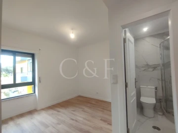 Apartamento T3 para Venda em Laranjeiro e Feijó