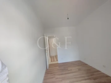 Apartamento T3 para Venda em Laranjeiro e Feijó