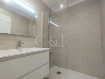 Apartamento T3 para Venda em Laranjeiro e Feijó