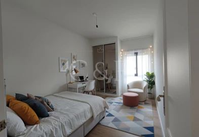 Apartamento T3 para Venda em Laranjeiro e Feijó