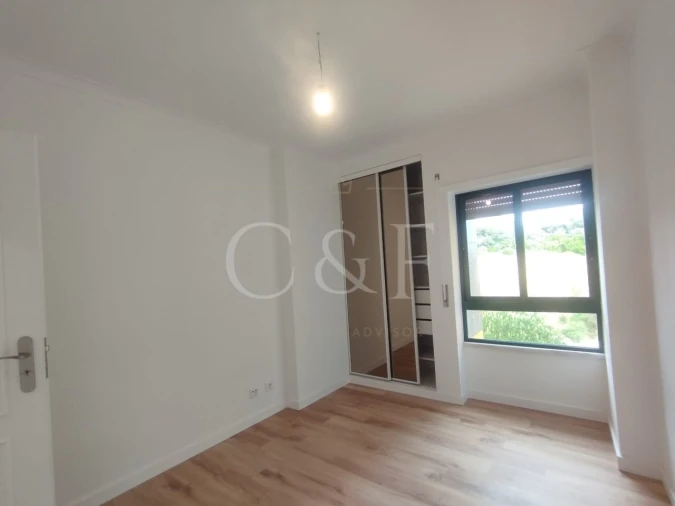 Apartamento T3 para Venda em Laranjeiro e Feijó Foto 21