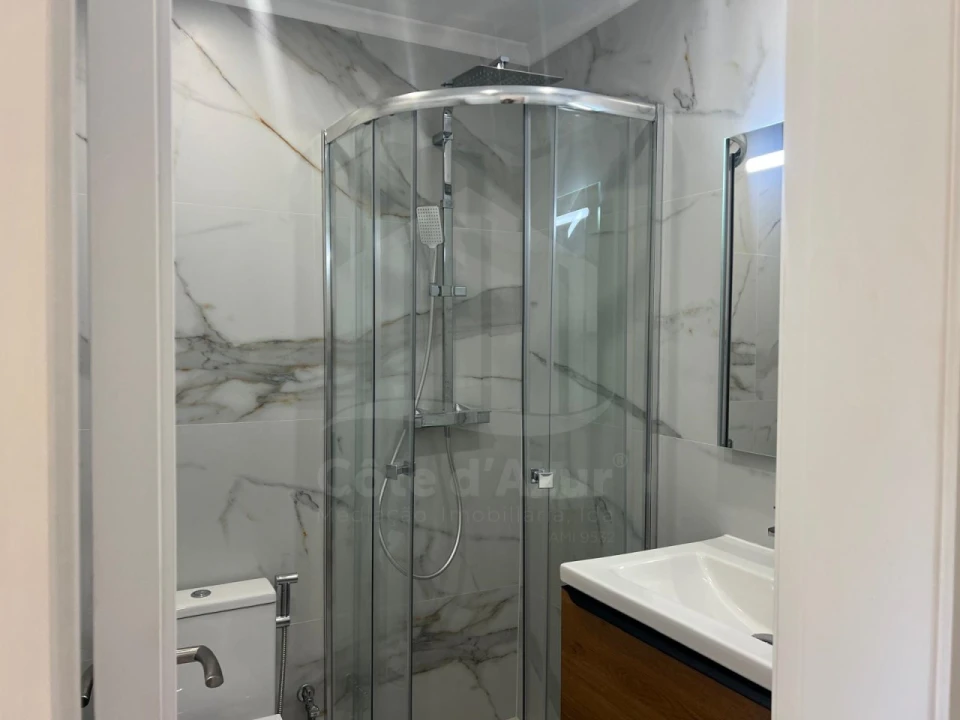 Apartamento T3 para Venda em Laranjeiro e Feijó Foto 18
