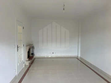 Apartamento T3 para Venda em Laranjeiro e Feijó