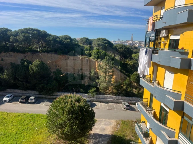 Apartamento T3 para Venda em Laranjeiro e Feijó Foto 26