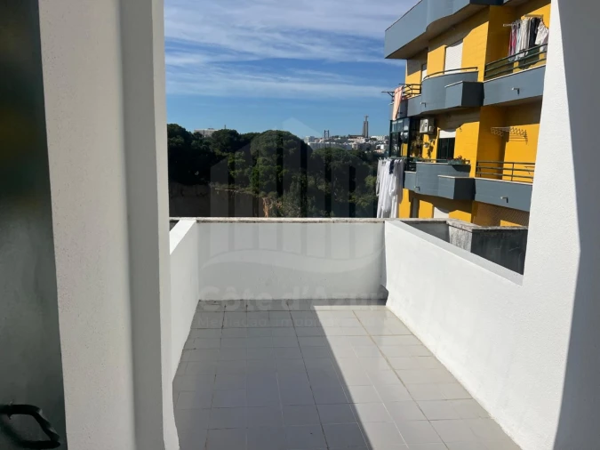 Apartamento T3 para Venda em Laranjeiro e Feijó Foto 21