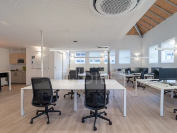 Escritório para Arrendamento em Cidade da Maia