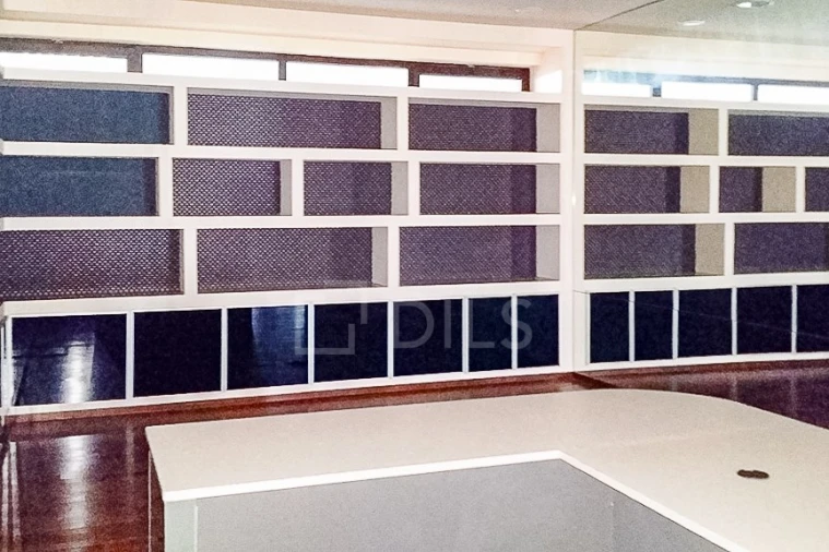 Loja para Venda em Quarteira Foto 22