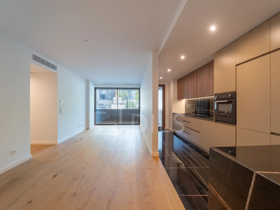 Apartamento T2 para Venda em Santa Marinha e São Pedro da Afurada Foto 4