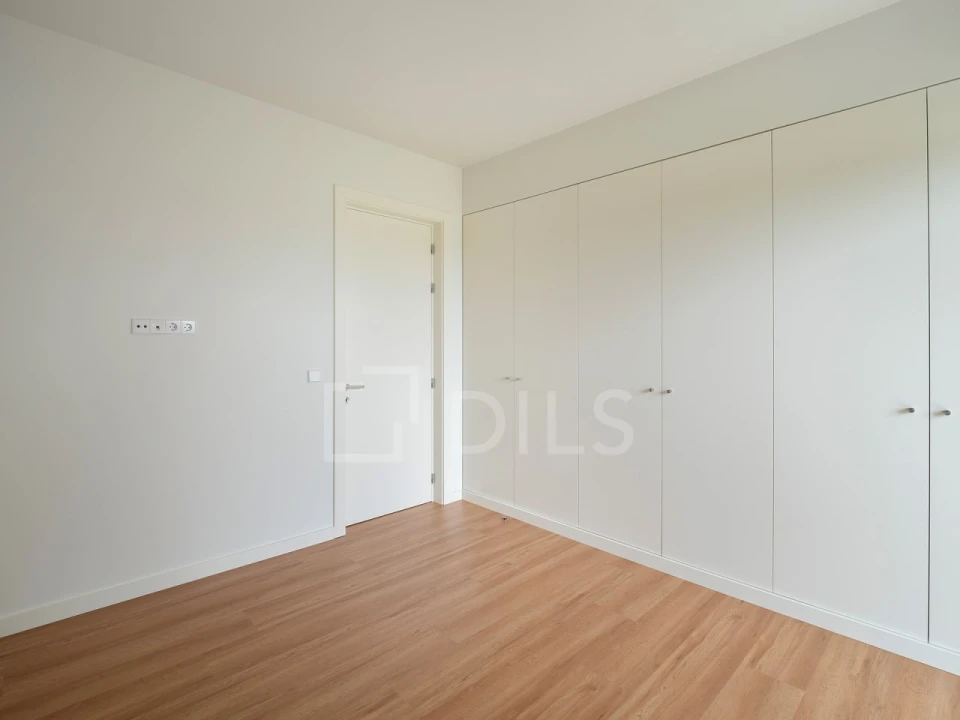 Apartamento T3 para Arrendamento em Lumiar Foto 9