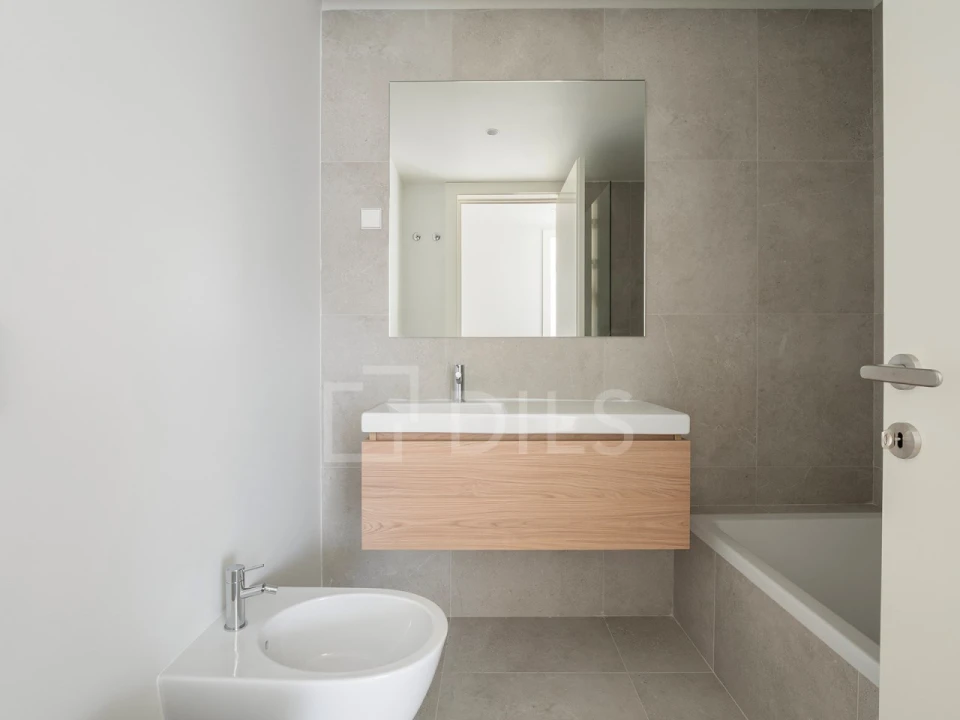 Apartamento T3 para Arrendamento em Lumiar Foto 17