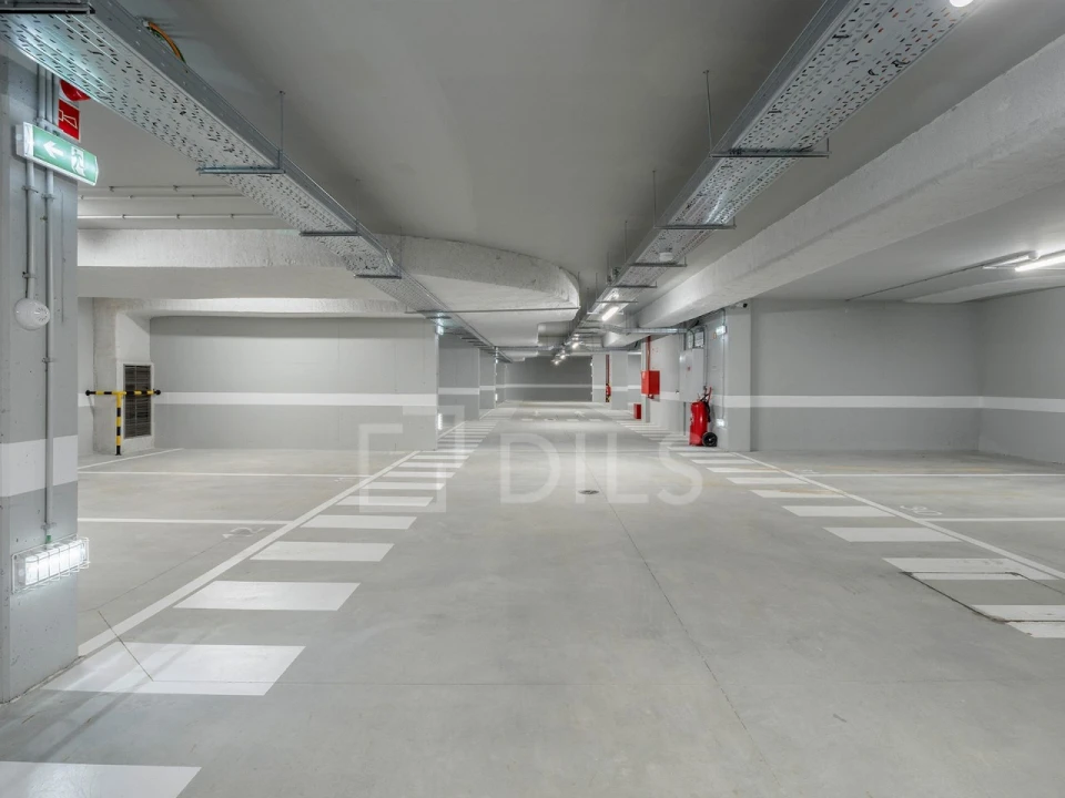 Apartamento T3 para Arrendamento em Lumiar Foto 24