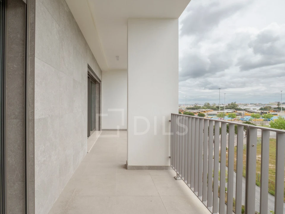 Apartamento T3 para Arrendamento em Lumiar Foto 22